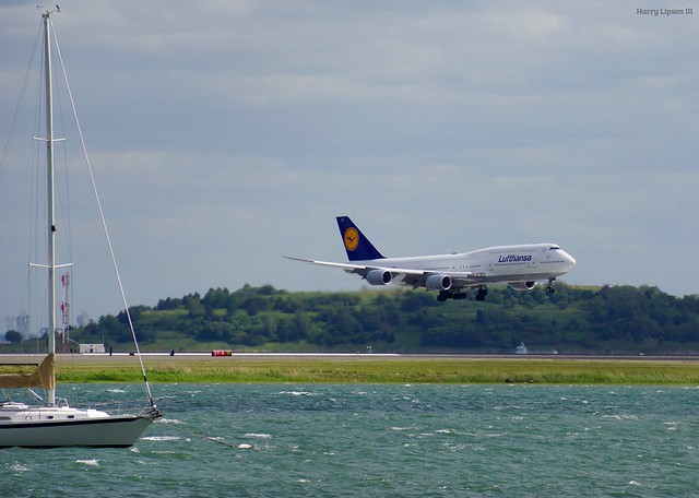 Lufthansa 747 crossed the Atlantic Ocean