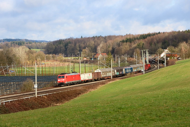 Südbahngüterzug mit 185 089-0