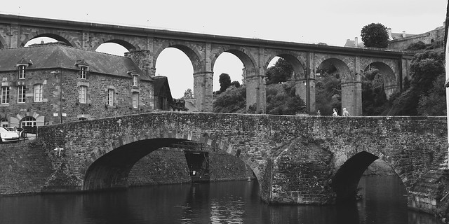 Viaduc et vieux pont de Dinan