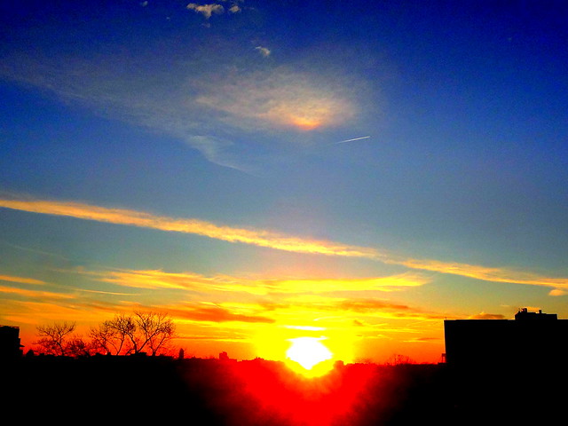 New York Sunset, Vertical Sunbeam