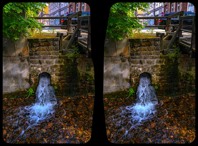 Outflow 3-D / CrossView / Stereoscopy
