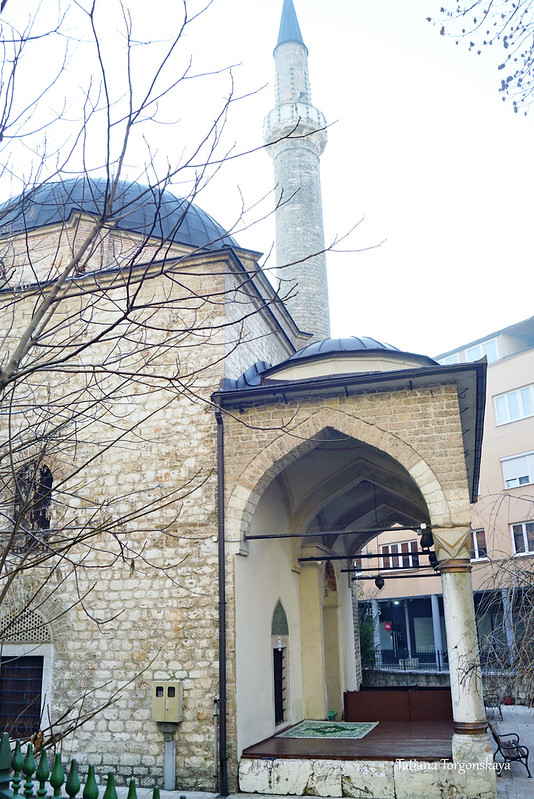 Восточная сторона мечети
