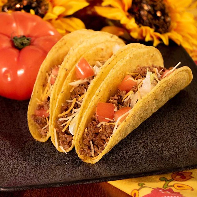 Savor the Authenticity: Discover Gourmet Tacos Halal