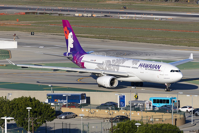 Hawaiian Airlines Airbus A330-200 N373HA at Los Angeles Airport LAX/KLAX