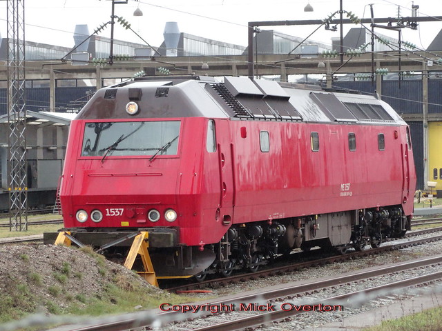 42 years of continuous ME presence here is now over as finally ME 1537 & 1508 moves under their own power again after 14 months inside the DSB Copenhagen workshop