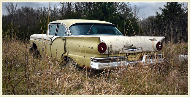 Ford Fairlane 500