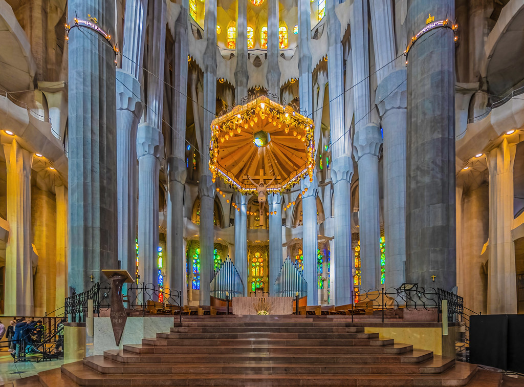 Sagrada famila Altar -in explore-