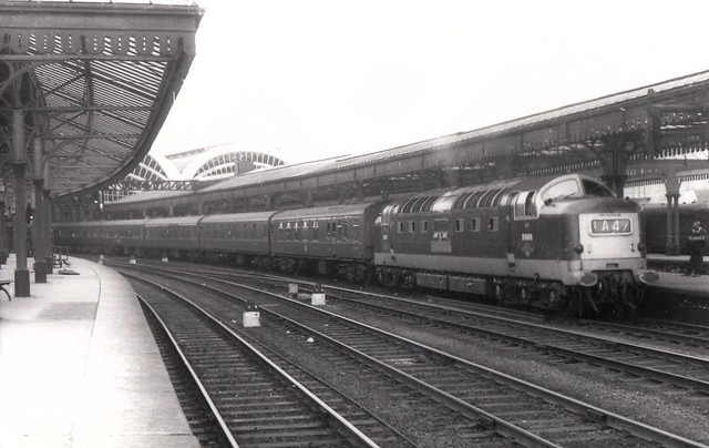 English Electric Napier Type 5 Deltic D9006 THE FIFE & FORFAR YEOMANRY at York with an up express.