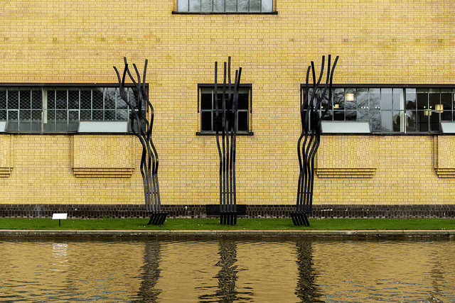 Garabatos and spaghetti chairs || Kunstmuseum Den Haag