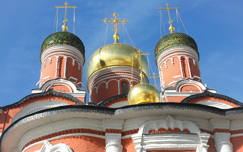 Russian Federation, Moscow, Cupolas & Crosses of Znamensky Cathedral of the Znamensky Monastery - Cathedral of the Mother of God of the Sign, Zaryadye, Varvarka street, Kitai-Gorod, Tverskoy district. Православнаѧ Црковь.