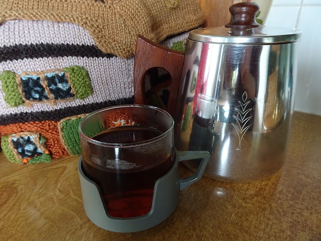 Pyrex & Sona Invite You To Tea - '70s-Style