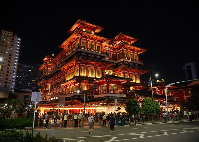 Buddha Tooth Relic Temple - IMG_4274 - Edited
