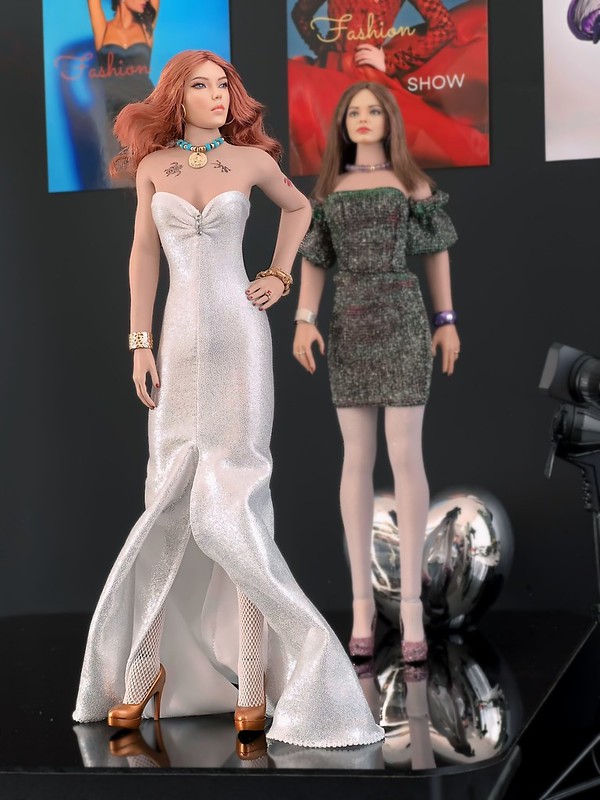 PHICEN-TBLEAGUE figures with fashion dolls clothing + accessoires (continuing) - Page 11 53576915511_d7cb0cab5e_c