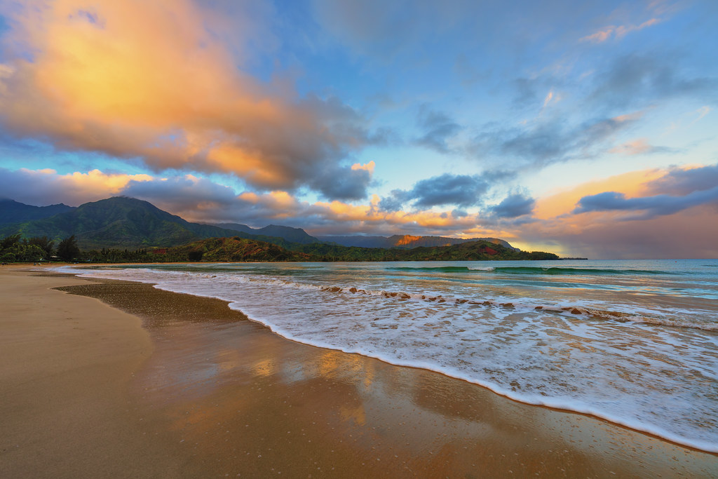 Hanalei Bay Sunrise - Kauai