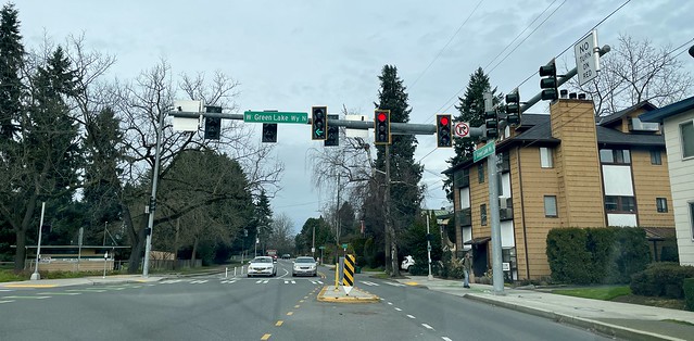 Traffic signal lights at W. Green Lake Way, North