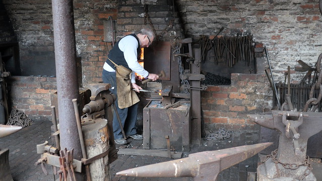 Black Country Living Museum Visit - 36 - Chain-maker