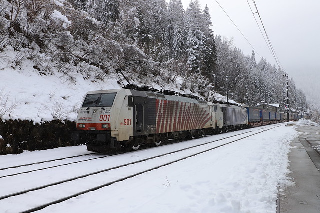 RTC 189 901-2 und Lokomotion 189 914-5 paneuropa Zug, Gries am Brenner