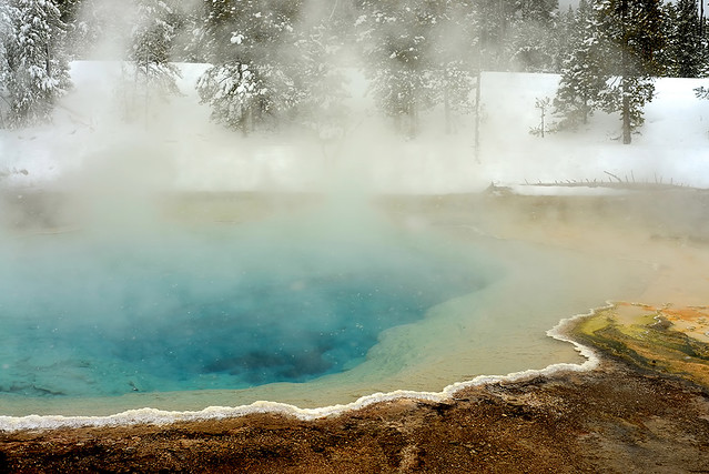 Geothermal pool Yellowstone National Park