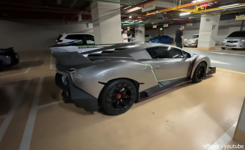 Lamborghini-Veneno (8)
