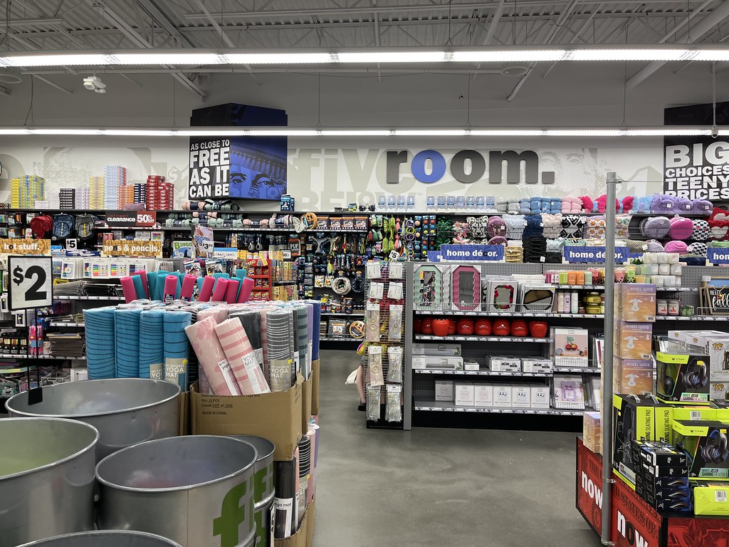 Five Below interior | Five Below #286 (7,500 square feet) 52… | Flickr