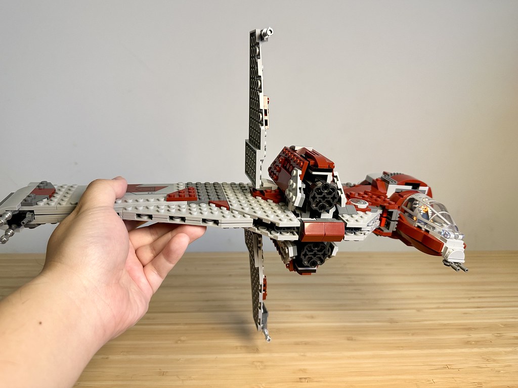 LEGO Star Wars B-Wing Mk II - Alternate Build of 75362 Ahsoka Tano's T-6 Jedi Shuttle