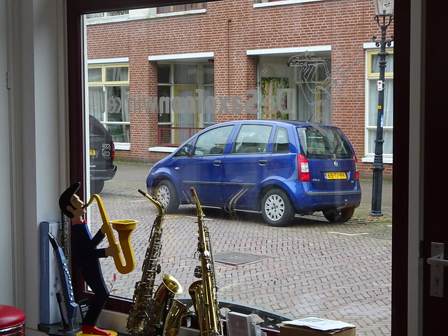 65-TJ-HH FIAT IDEA  2006 schuin t/o Saxofoonwinkel Deventer