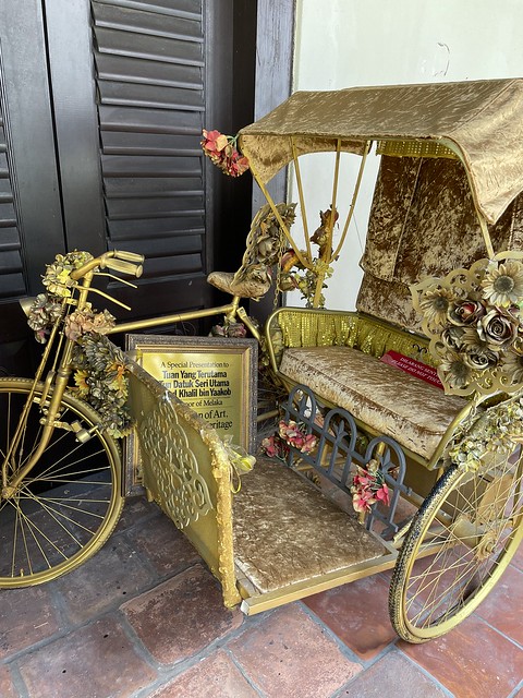 An ancient Malacca/ Melaka pedicab- exotic but not extravagant then!