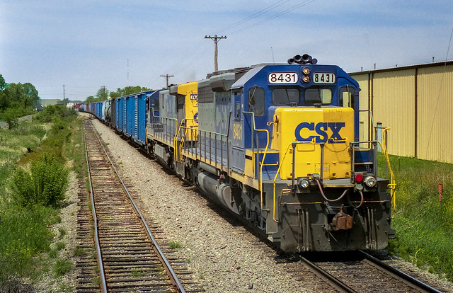 CSX 8431, 7019 South, Oshkosh, WI. JUN 1997