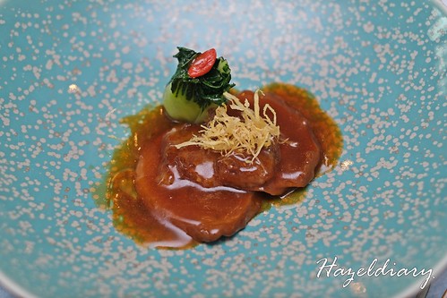 Man Fu Yuan Restaurant-Braised 18-19 Head Dried Abalone by Chef Pung