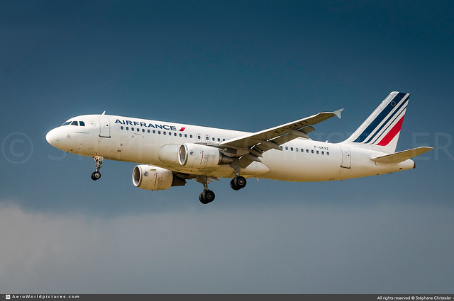 CDG | #AirFrance #Airbus #A320 #F-GKXZ #Saint-Raphael | #AWP-CHR • 2021