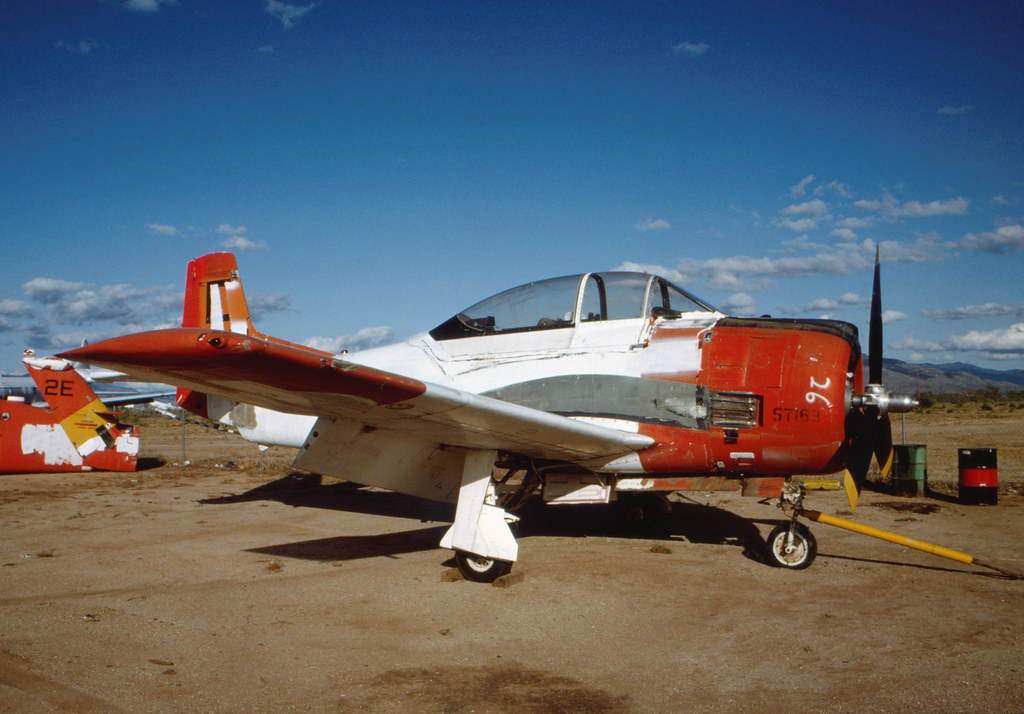 AZ1092003 - North American T-28B Trojan, 137662, Tucson, Arizona, USA, October 1992.