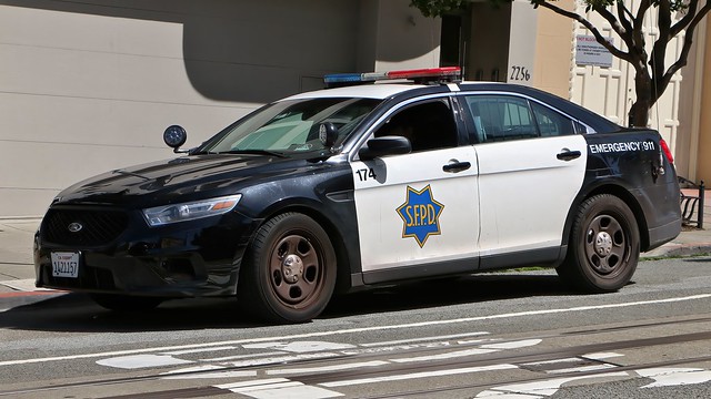 1421157 [USA]  Ford Police Interceptor AWD