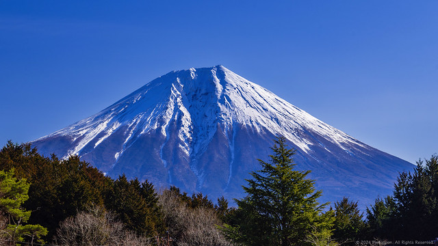 Osawa-Kuzure: The Spectacular Gouge on Mt. Fuji's Western Slope