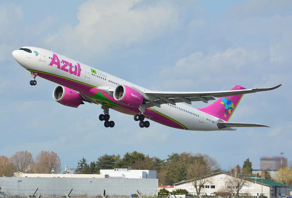 (ORY) AZUL Airbus  A330  PR-ANV 