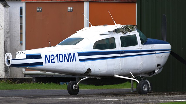 N210NM Cessna 210K Centurion Private