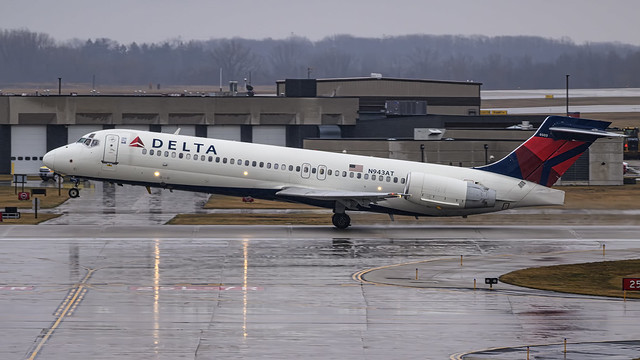 Delta Air Lines Boeing 717-2BD N943AT