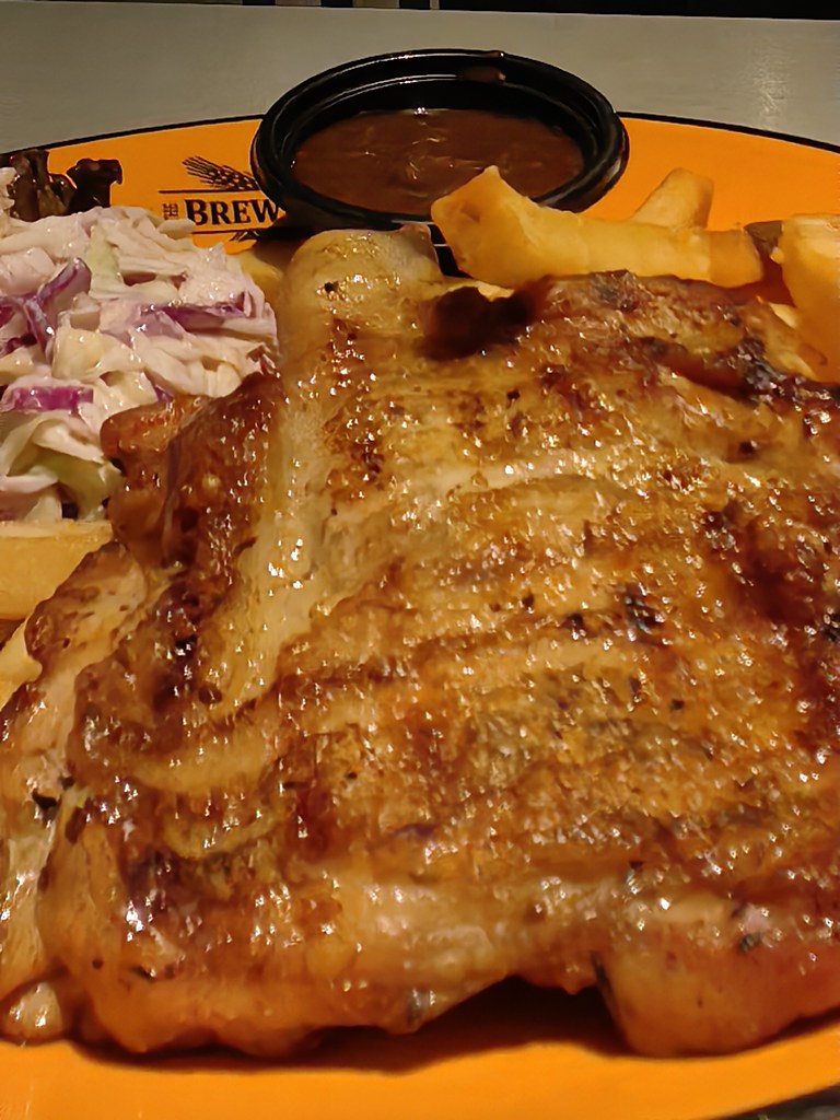 雞扒 Grilled Chicken Chop rm$21.80 @ Brew House in USJ Taipan