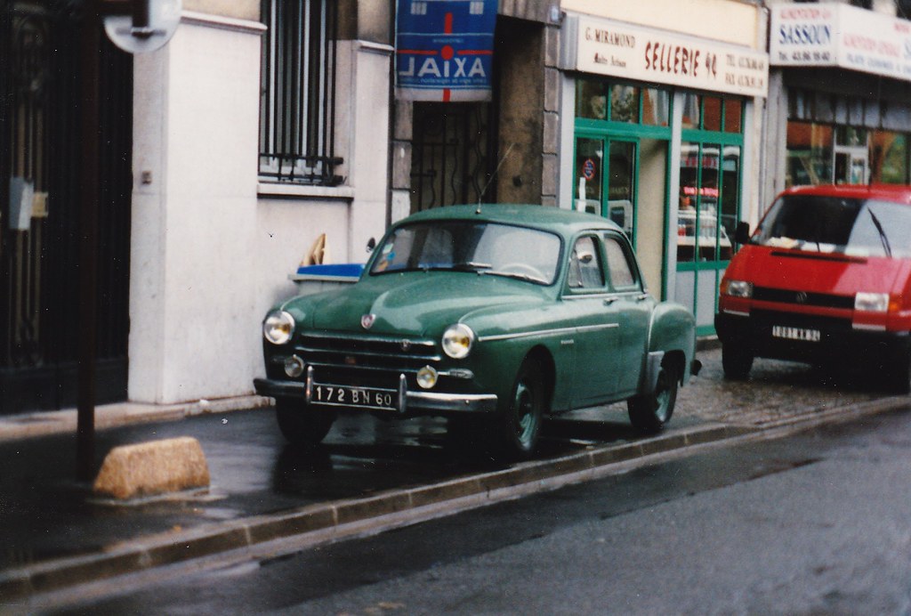 Renault Frégate Paris Sept. 1994.