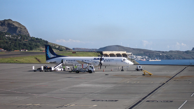 Madeira Airport (FNC), October 2009