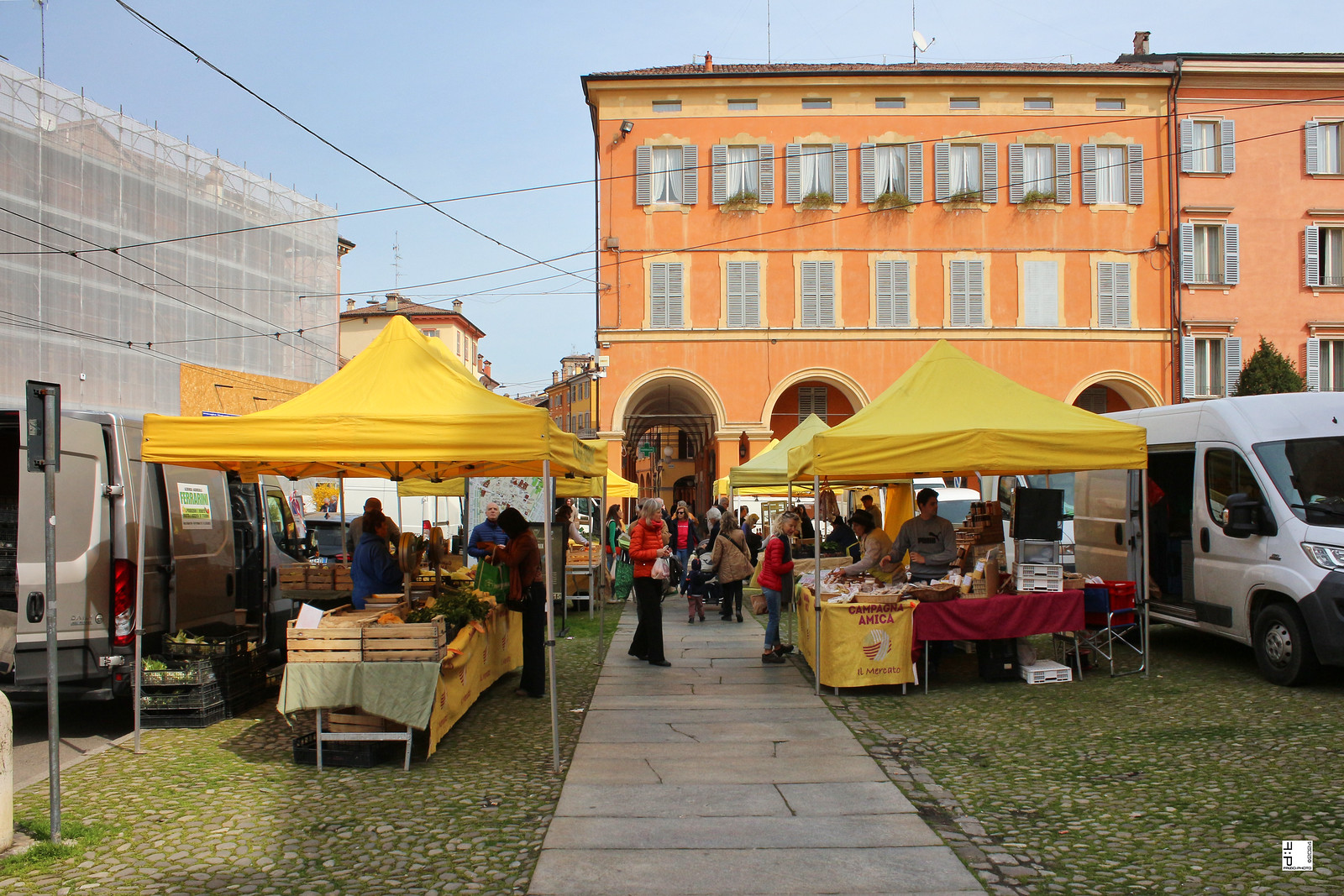 #a0721 Modena, piazza San Francesco, mercato contadino