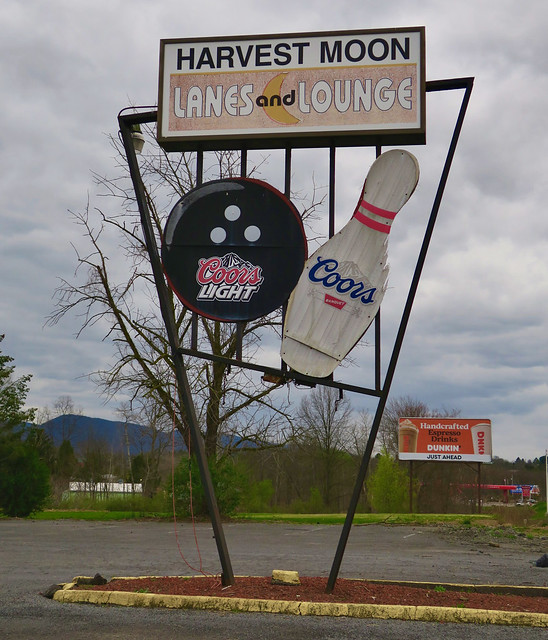 Harvest Moon Lanes, Linden, PA