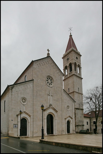 201011124 S 1159 10658 PhotosCROImotski _041 Crkva sv. Frane i Franjevački samostan