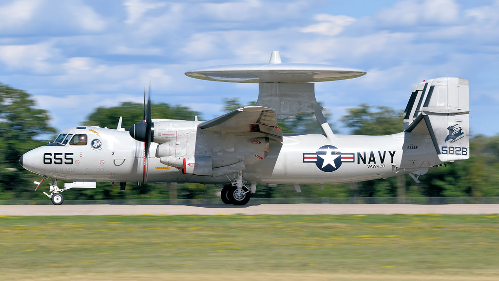 Grumman E-2C Hawkeye 5828 VAW-120 165828 US Navy 655 Greyhawks