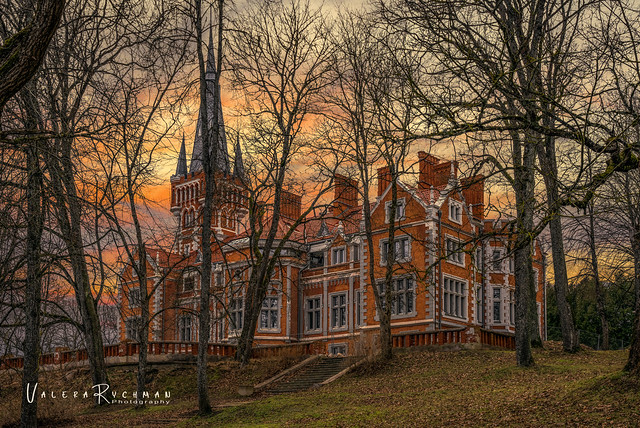 Tyszkiewicz Palace. Lentvaris