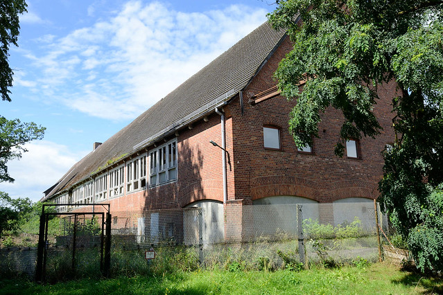 6243  Gebäude der ehemaligen NVA   Theodor-Körner-Kaserne;   Fotos von der Stadt  Dömitz im Landkreis Ludwigslust-Parchim in Mecklenburg-Vorpommern.