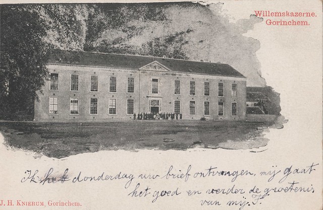 Ansichtkaart - Willemskazerne, Gorinchem (Uitg. J.H. Knierum, Gorinchem - poststempel 19 december 1904)