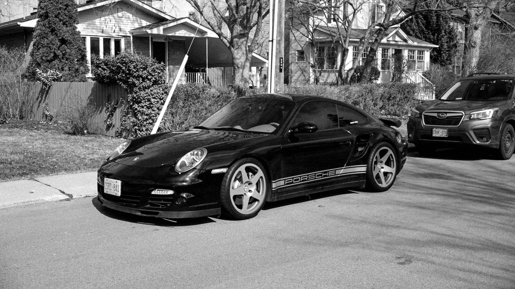 Porsche 911 Turbo on Maple