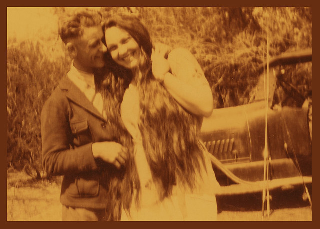 Vintage Snapshot ca 1915 : Siblings Embracing?
