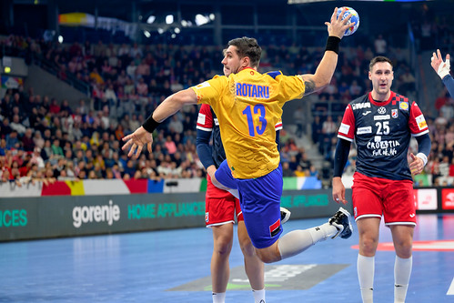 Mannheim, Germany, 16.01.2024,  Men Handball game between Croatia vs Romania ( 31 - 25 ) Men's EHF Euro 2024 - Group Phase | by SportsMedia.ro