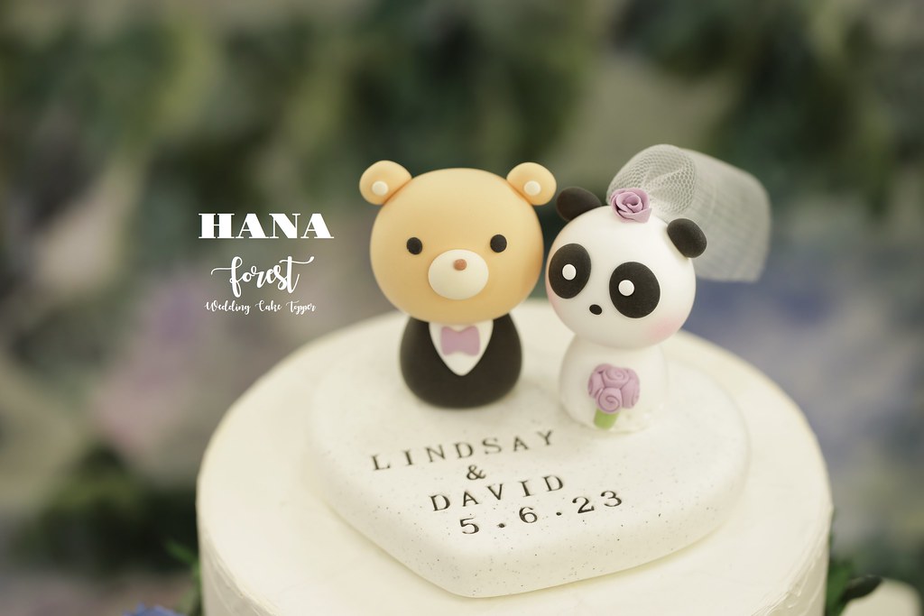 Lovely panda & bear bride and groom with initials base Wedding Cake Topper, animals wedding cake decoration ideas